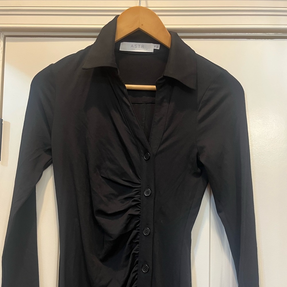 Astr the Label Black Button-Front Ruched Midi Dress XS - Picture 4 of 8
